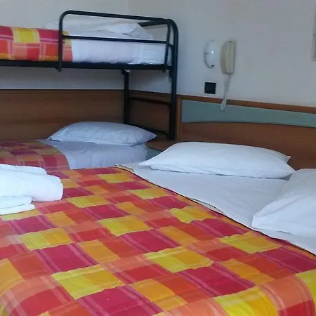 Orchidea Hotel 3*
